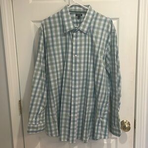 Men’s button down. 100% cotton